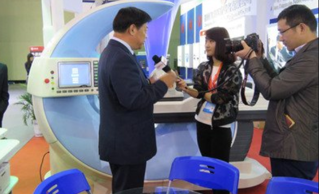 主题教育推介会在Xi航空空职业技术学院举行