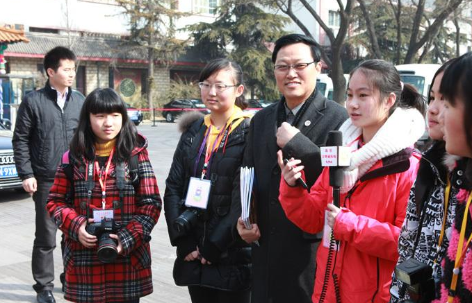 大咖啡聚集在陕西省Xi高新区谈论“网络安全”
